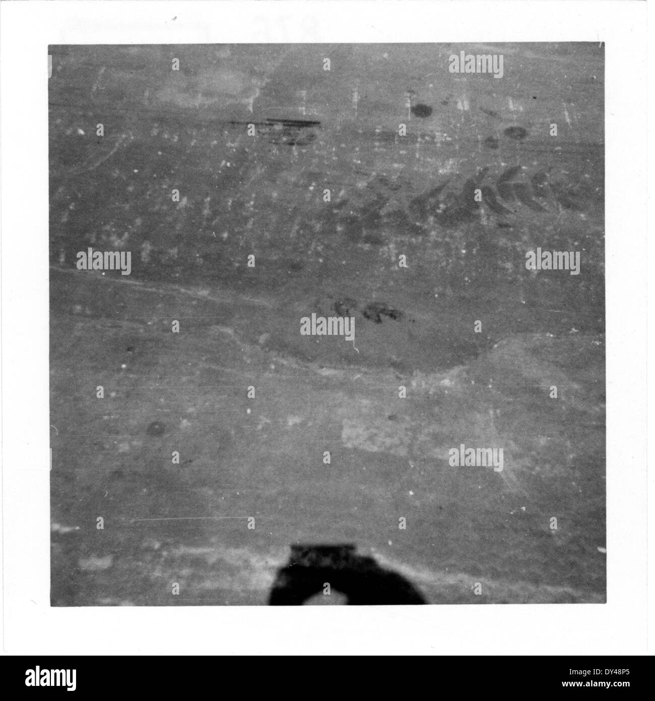 Dieser Panoramablick auf die Innenstadt von Jackson, Mississippi, wurde um 1914 aufgenommen und zeigt das frühe Stadtbild mit seinen Straßen, Gebäuden und der geschäftigen Atmosphäre der Zeit. Stockfoto