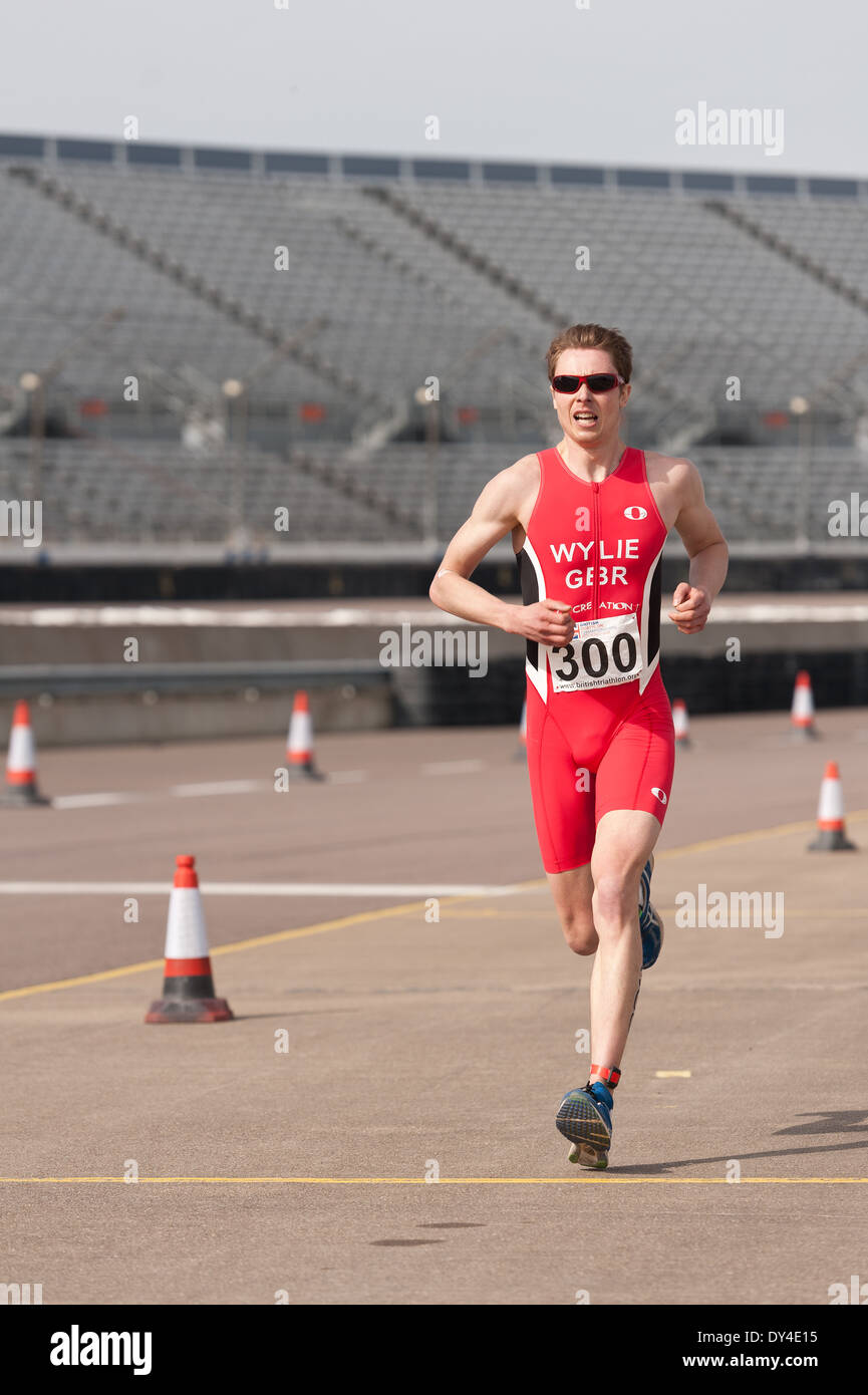 Elite Duathlon Weltmeisterschaften 2014 März 30. Senioren Männer Phil Wylie Gewinner Stockfoto