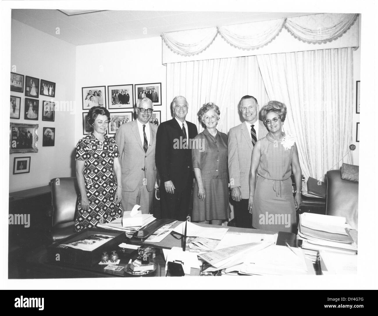 Eine geschäftige Szene in Brookhaven, Mississippi, die das pulsierende tägliche Leben und die Aktivitäten der Gemeinde festhält. Stockfoto