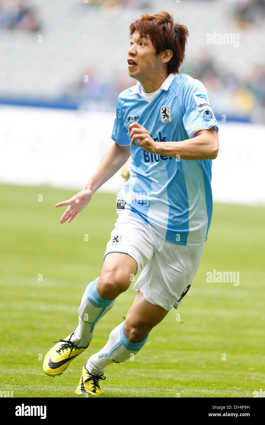 München, Deutschland. 6. April 2014. Yuya Osako (1860 München) Fußball: zweite Bundesliga-Spiel zwischen TSV 1860 München 3-0 Karlsruher SC in Allianz Arena in München. Kredit: D. Nakashima/AFLO/Alamy Live-Nachrichten Stockfoto