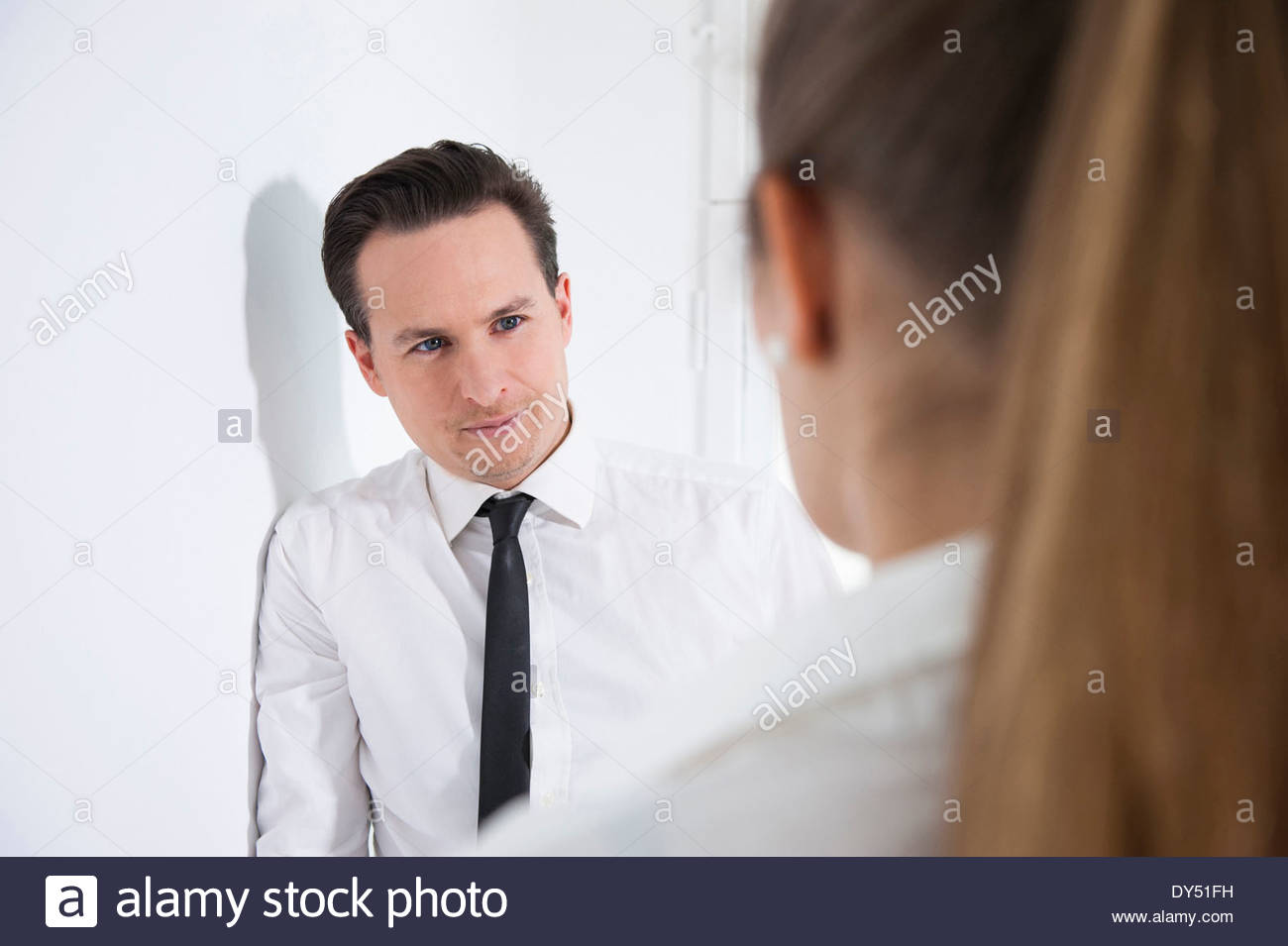 Flirten im büro signale