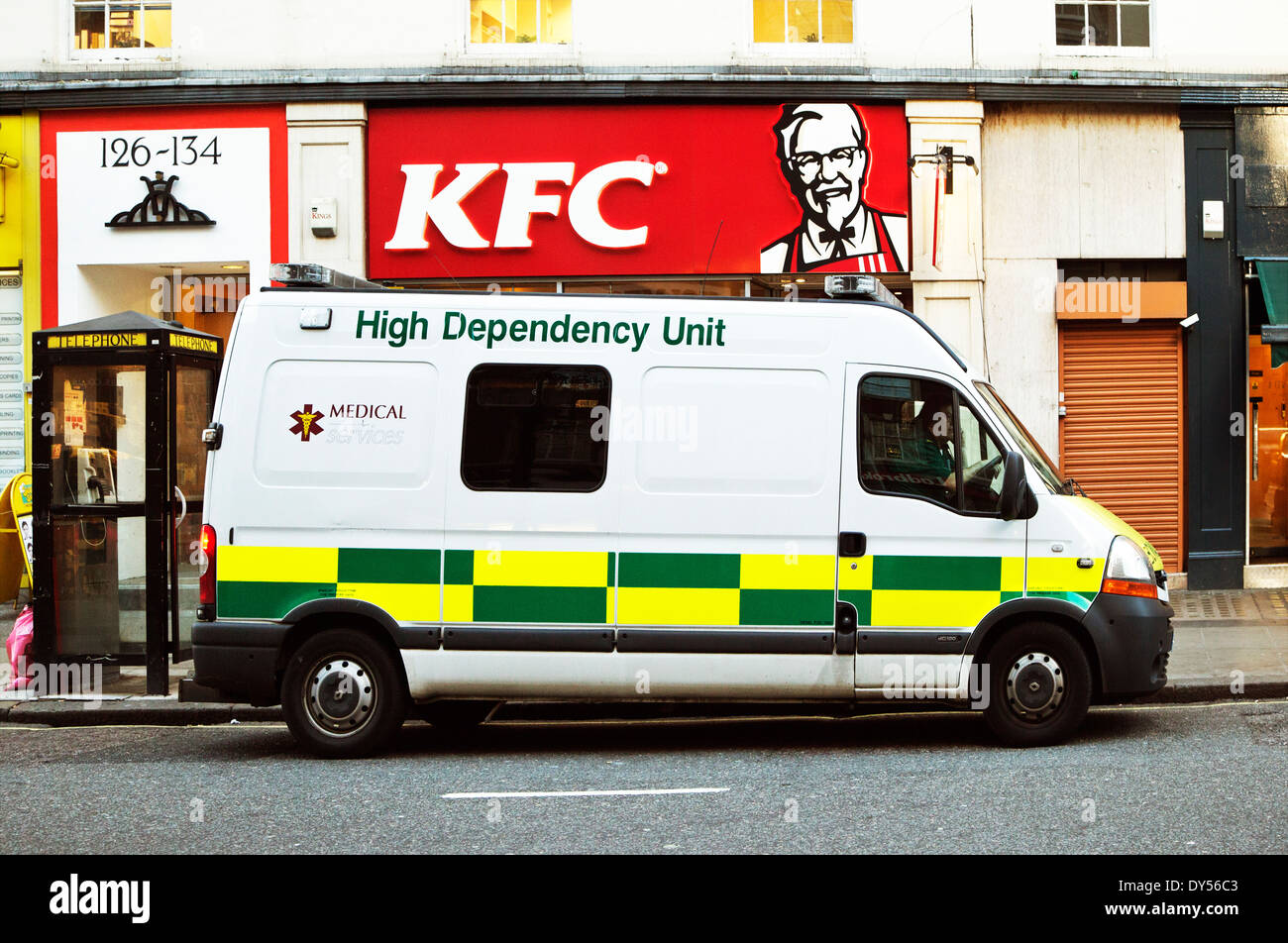 Hohe Abhängigkeit Krankenwagen, Baker Street, London, England, UK Stockfoto