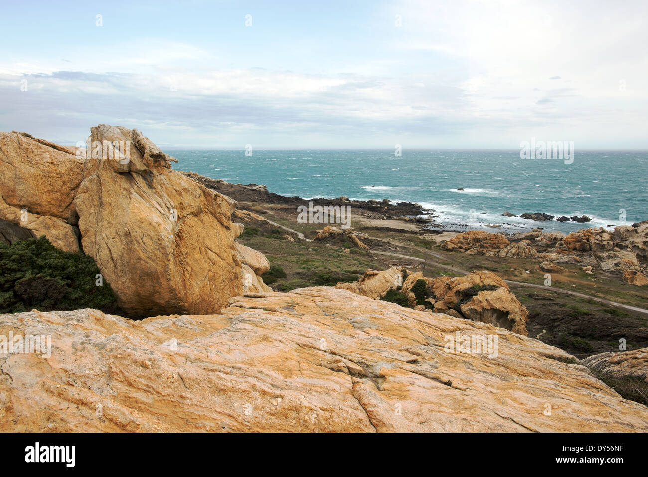 Cap de Creus Küste landschaftlich an einem stürmischen Tag Costa-Brava-Catalunya Spanien Stockfoto
