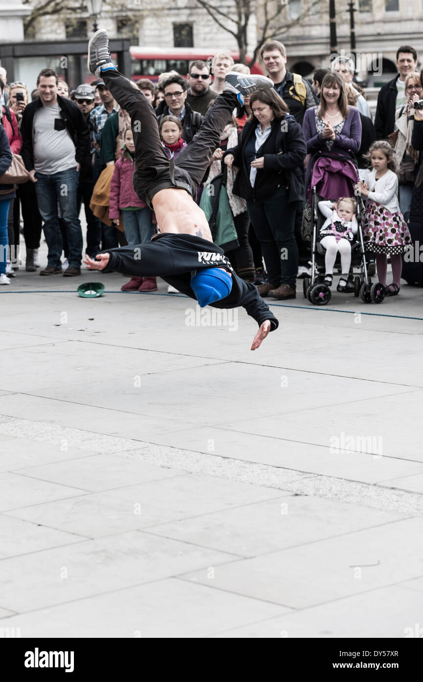 Eine Straße Entertainer Auftritt in London. Stockfoto