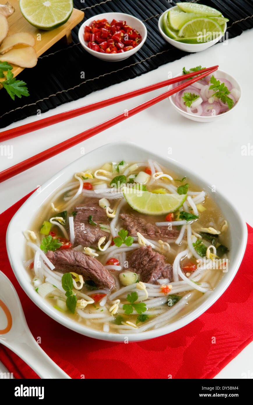 Vietnamesische Pho Rindfleisch Suppe, Vietnam, Asien Stockfoto