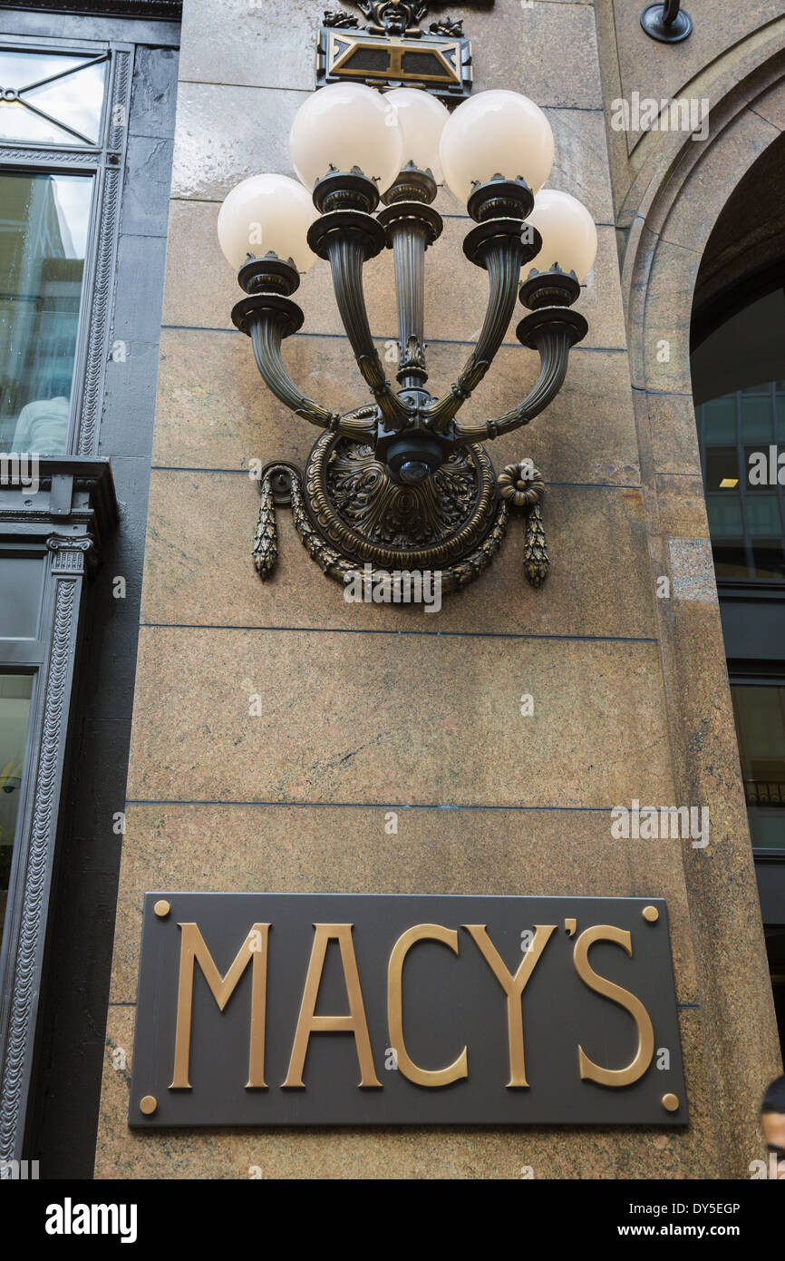 Macy's Plakette Schild am Eingang in Manhattan, New York USA zu speichern Stockfoto