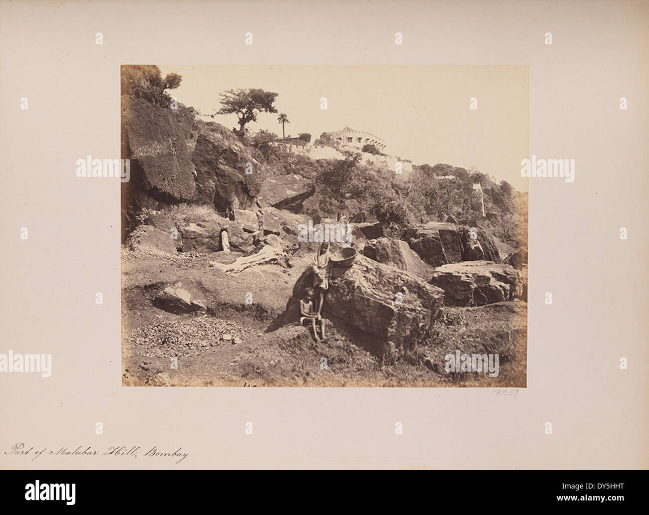 Teil des Malabar Hill in Mumbai, Indien, zeigt die Wohngebiete, Bungalows und das lokale Leben in diesem bemerkenswerten Teil der Stadt. Stockfoto