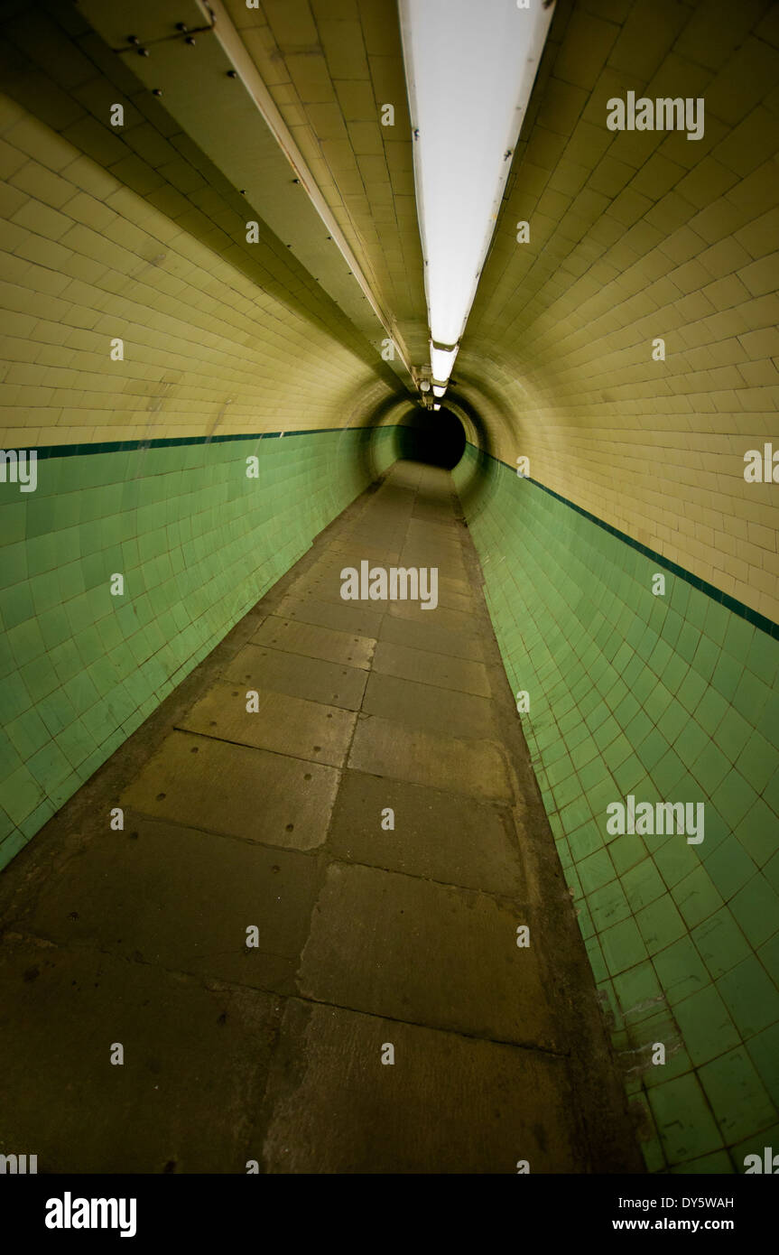 historischen Grad II aufgeführten Tyne Fußgänger- und Radfahrer-Tunnel-Tunnel Stockfoto