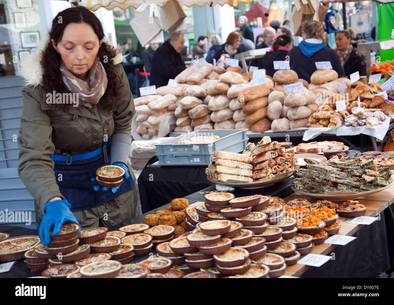 Der Portobello Market herzhafte Torten - London W11 - UK Stockfoto