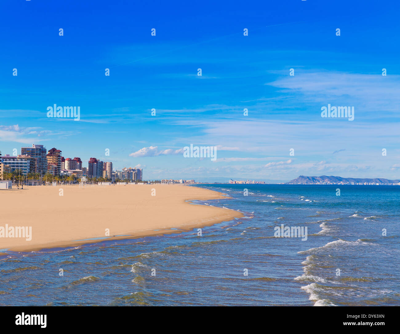 Gandia Strand im Mittelmeer-Spanien Stockfoto