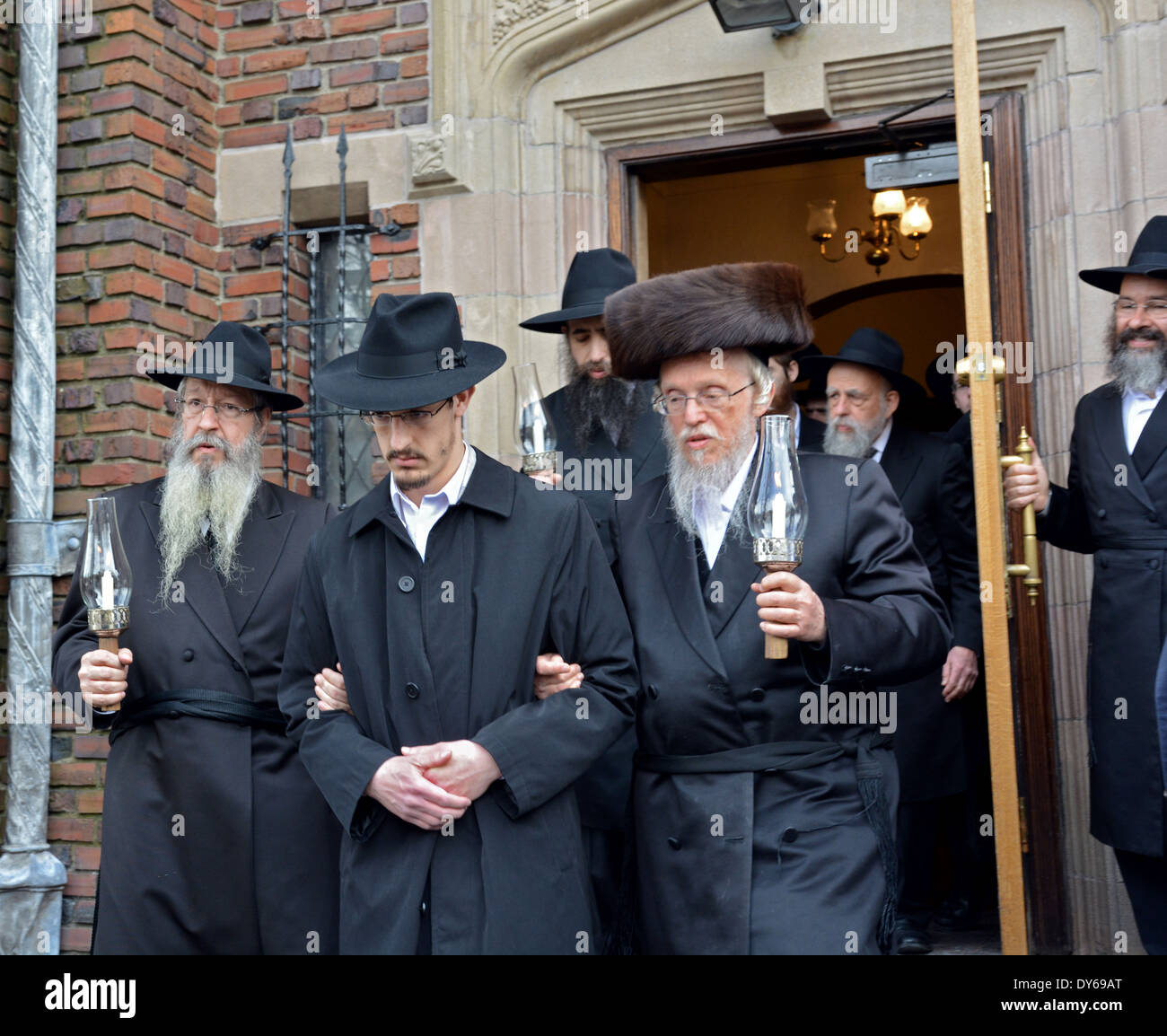 Orthodoxe jüdische hochzeit Fotos und Bildmaterial in hoher Auflösung