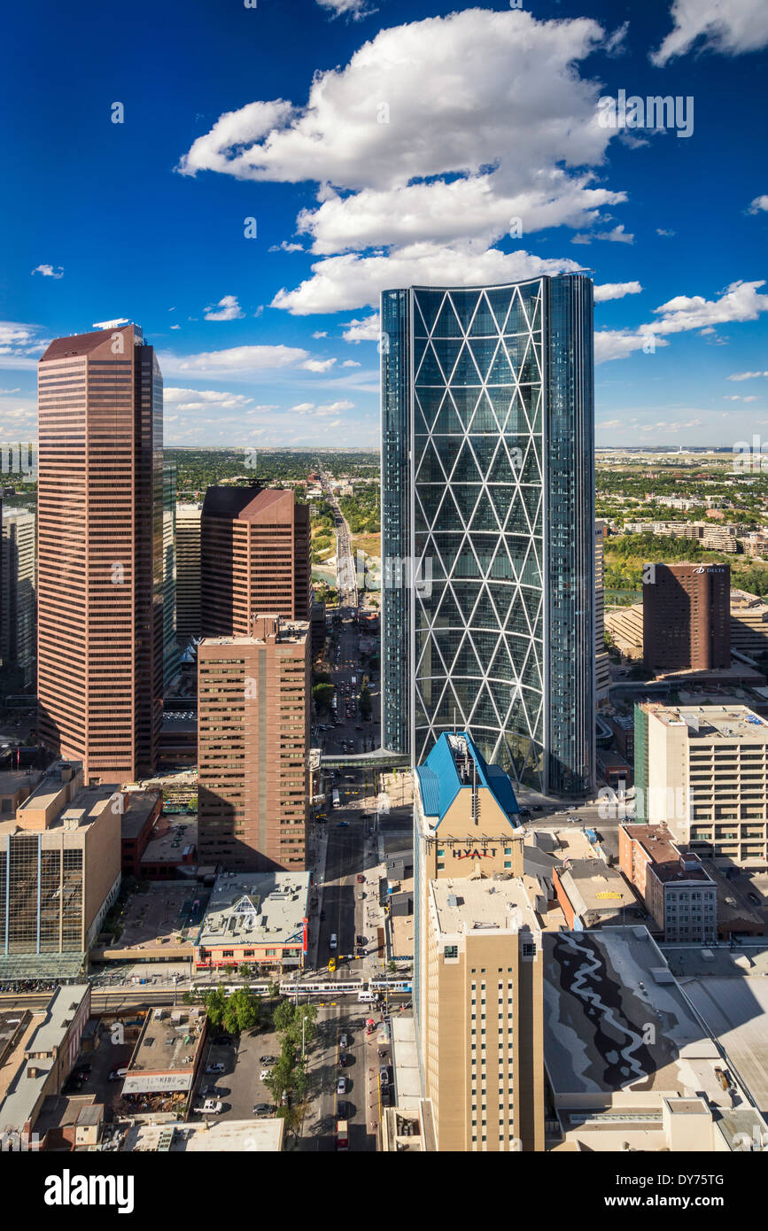 Die Innenstadt von Calgary, The Bow, Stadt höchste Gebäude rechts, Blick aus dem Fenster der Calgary Tower, Calgary, Alberta, Kanada Stockfoto