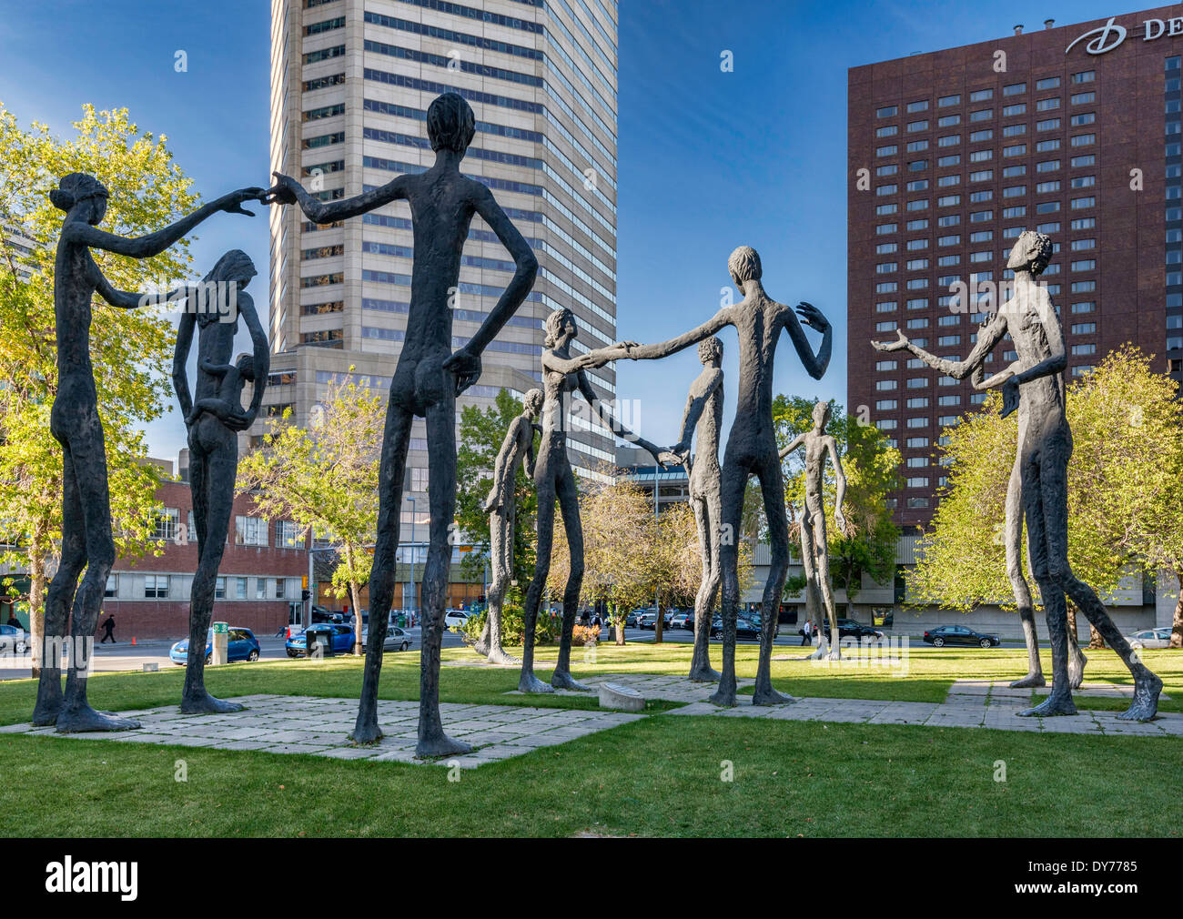 Der Familienvater, Skulpturen von Mario Armengol in der Innenstadt von Calgary, Alberta, Kanada Stockfoto