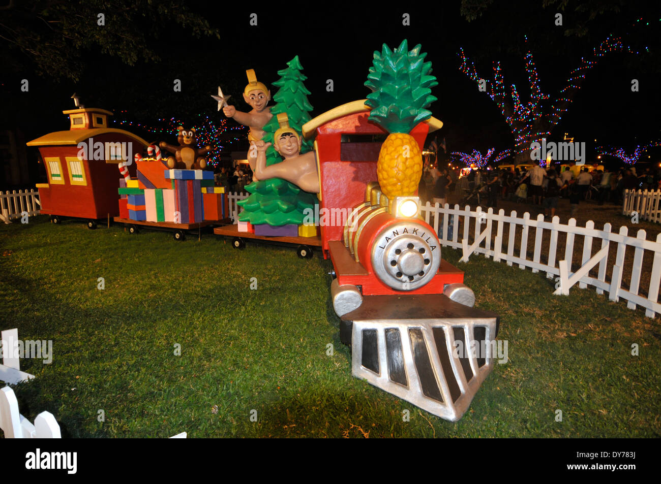 Weihnachts-Dekoration mit hawaiianischen Zeichen in Honolulu, Oahu, Hawaii, USA Stockfoto