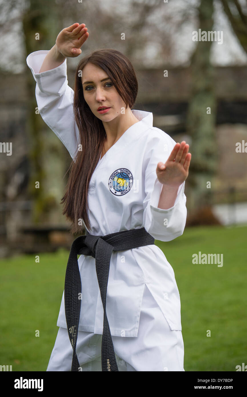 LARA STEPHEN schwarzen Gürtel in Taekwondo, Llanidloes Wales UK Stockfoto