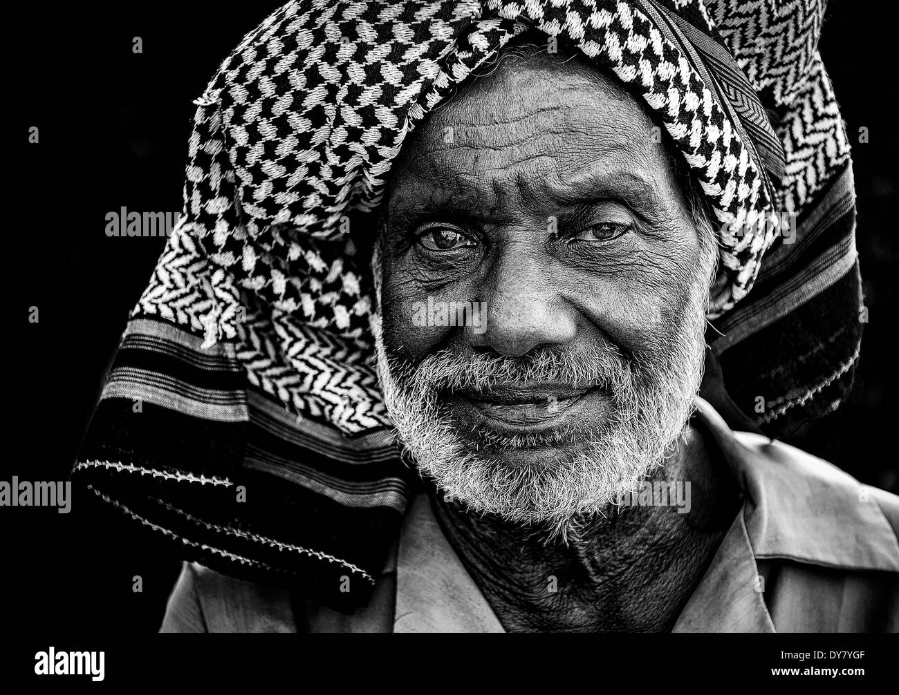 Älterer Mann mit Kopftuch, Porträt, Kerala, Südindien, Indien Stockfoto