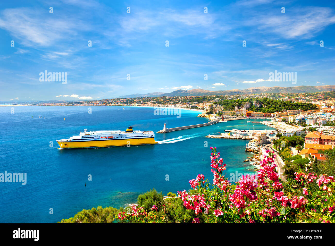 Blick auf mediterranen Resort, Nizza, Côte d ' Azur, Frankreich. Côte d ' Azur Stockfoto