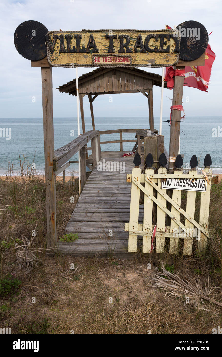 Eintrag Tor Strandhütte, Villa Tracey, Flagler Beach, FL, USA Stockfoto