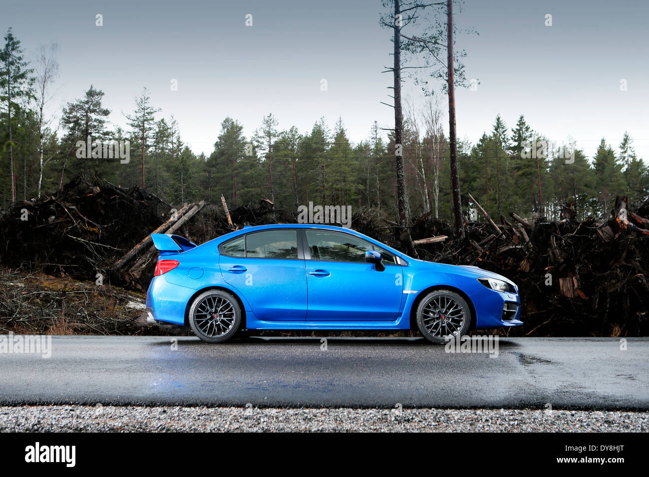 2014 Subaru WRX XTI beim Start in Schweden einen kompletten Satz von Bildern Stockfoto