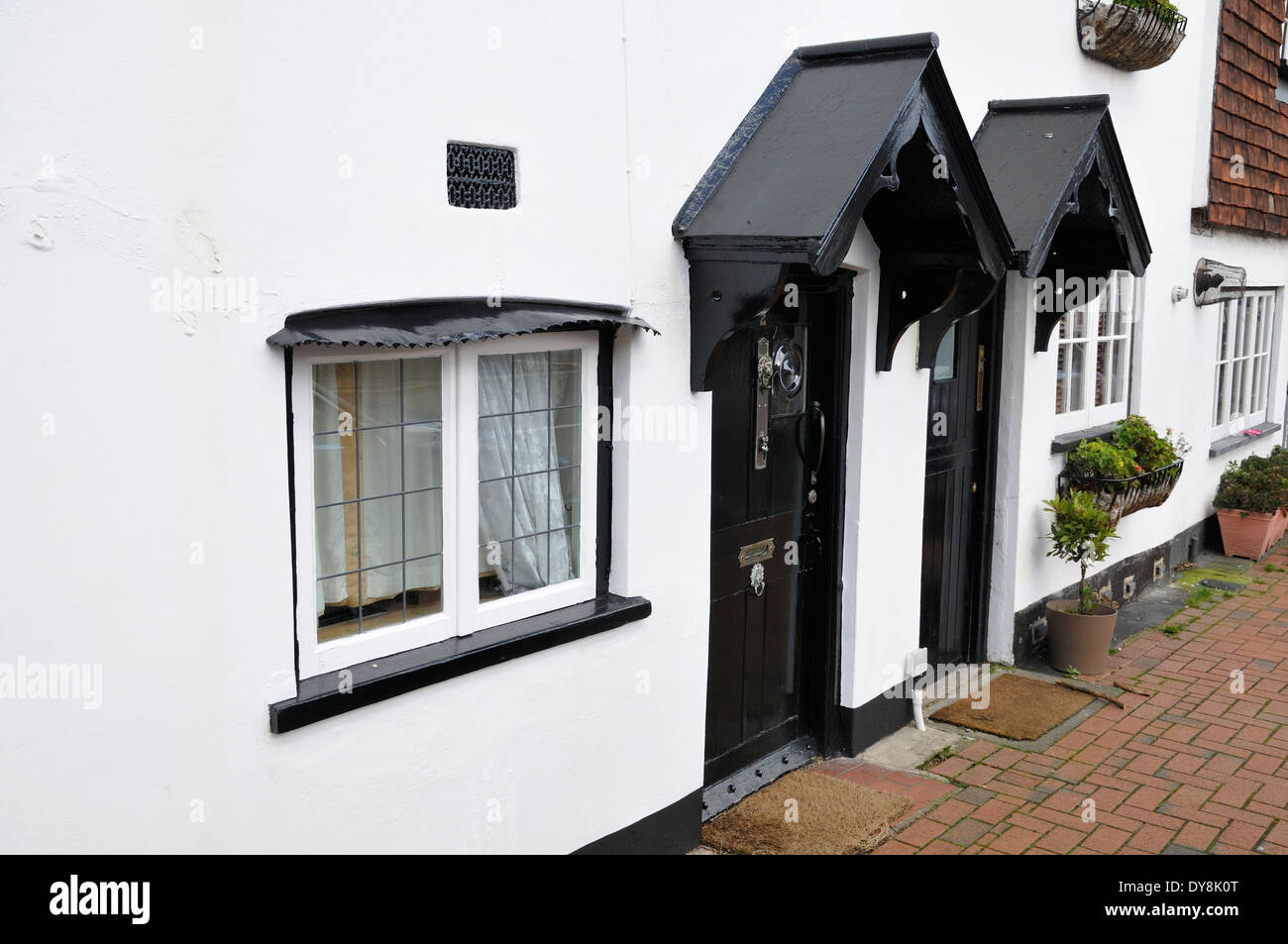 Reihe von Hütten, Staines auf Themse, Spelthorne, Surrey England Stockfoto