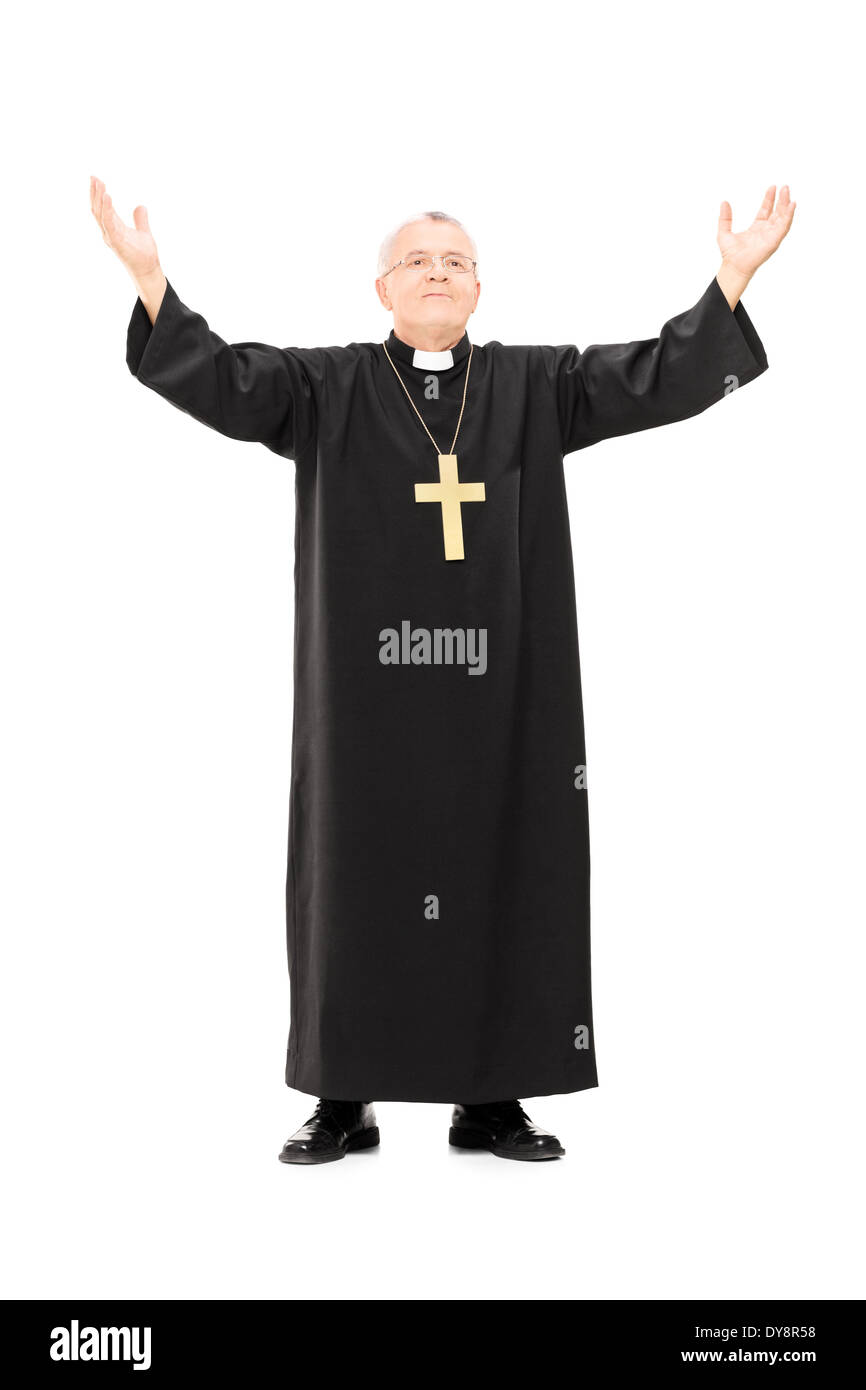 In voller Länge Portrait von Reifen Priester mit seinen Händen in der Luft Stockfoto