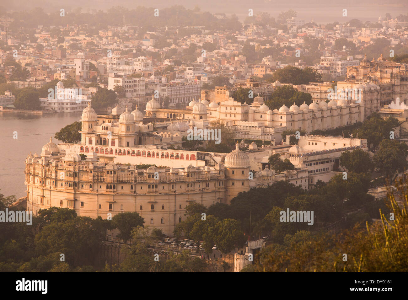 Udaipur, Rajasthan, Pichola-See, Asien, Indien, See, Stadt, Stadt, Paläste, urban, Stockfoto