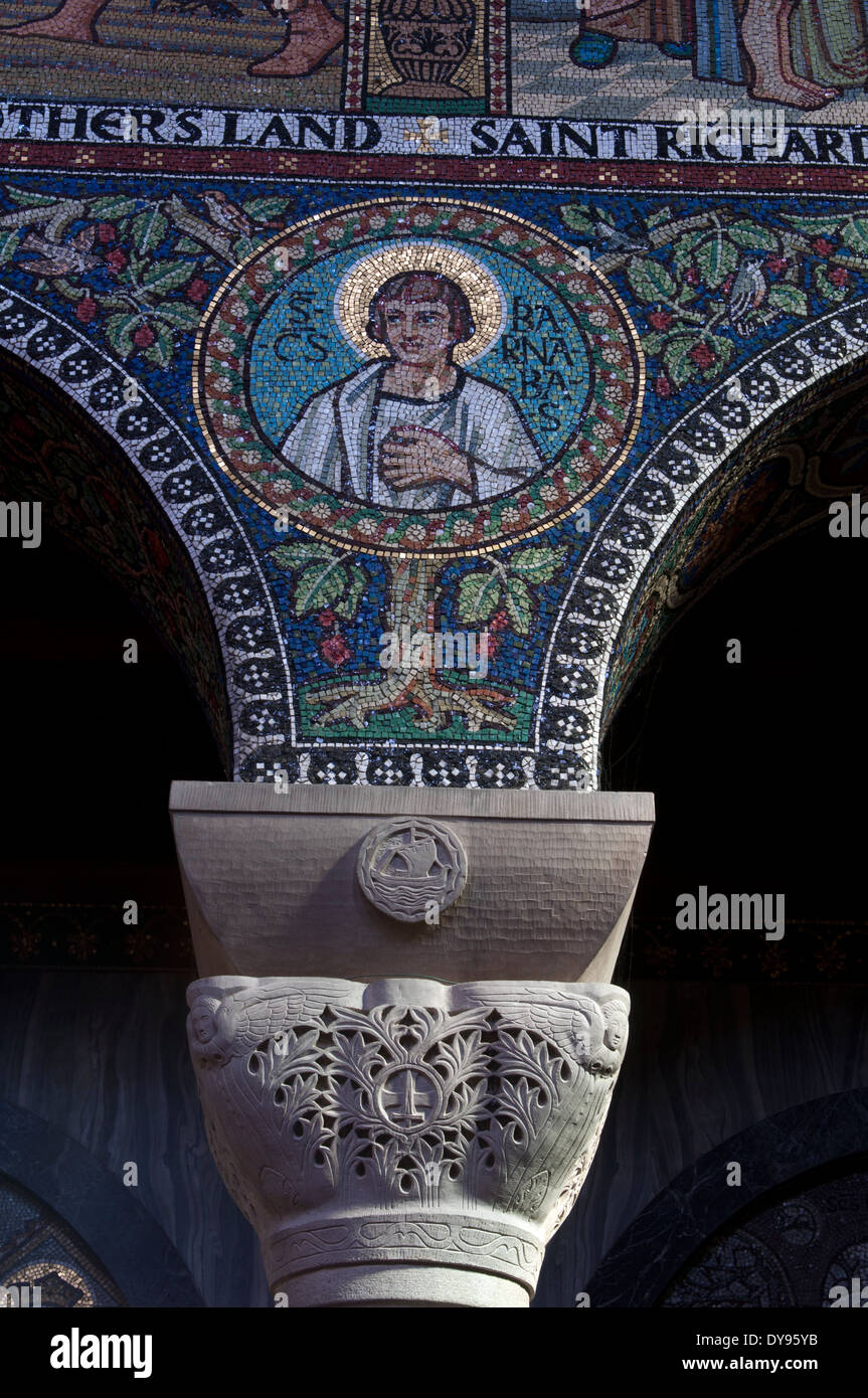 St. Barnabas Mosaik, Sacred Heart Catholic Church, Droitwich Spa, Worcestershire, England, UK Stockfoto