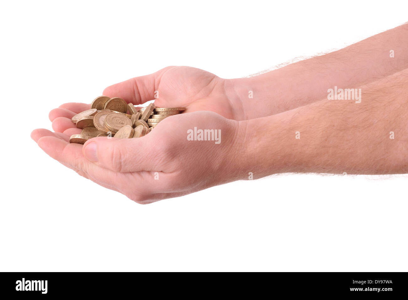 Hände ausgestreckt halten Goldmünzen isoliert auf weißem Hintergrund Stockfoto