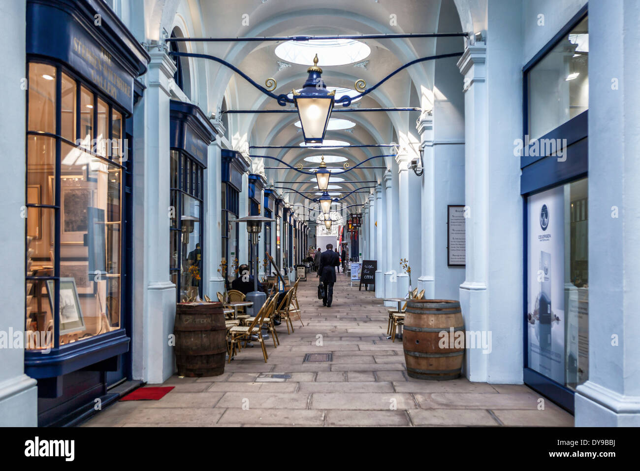 Die Royal Opera Arkade Alteste Einkaufspassage In London