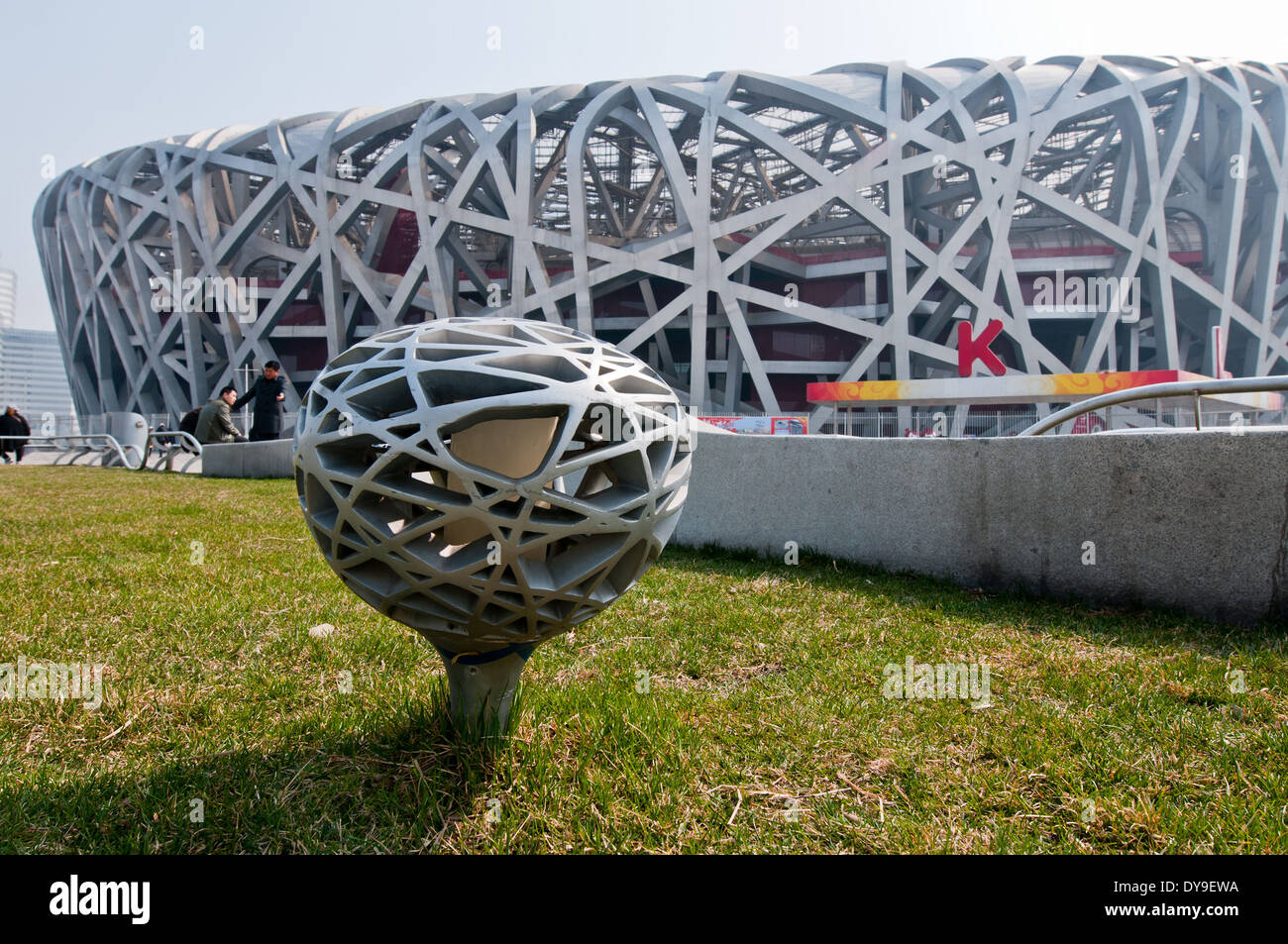Nationalstadion, auch bekannt als das Vogelnest in Chaoyang District, Beijing, China Stockfoto