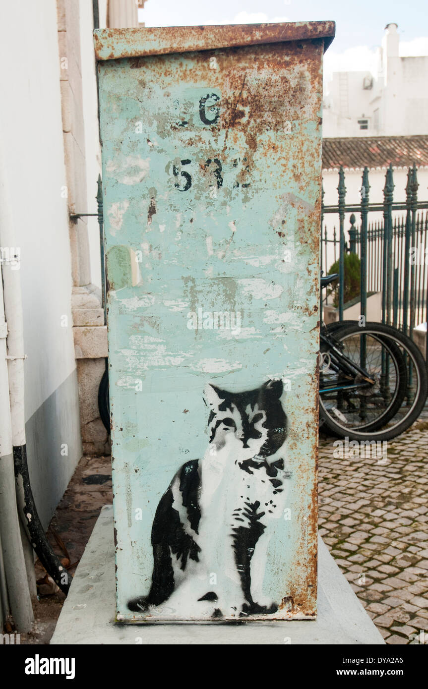 Street-Art, Graffiti in Lagos Portugal, Katze Stockfoto