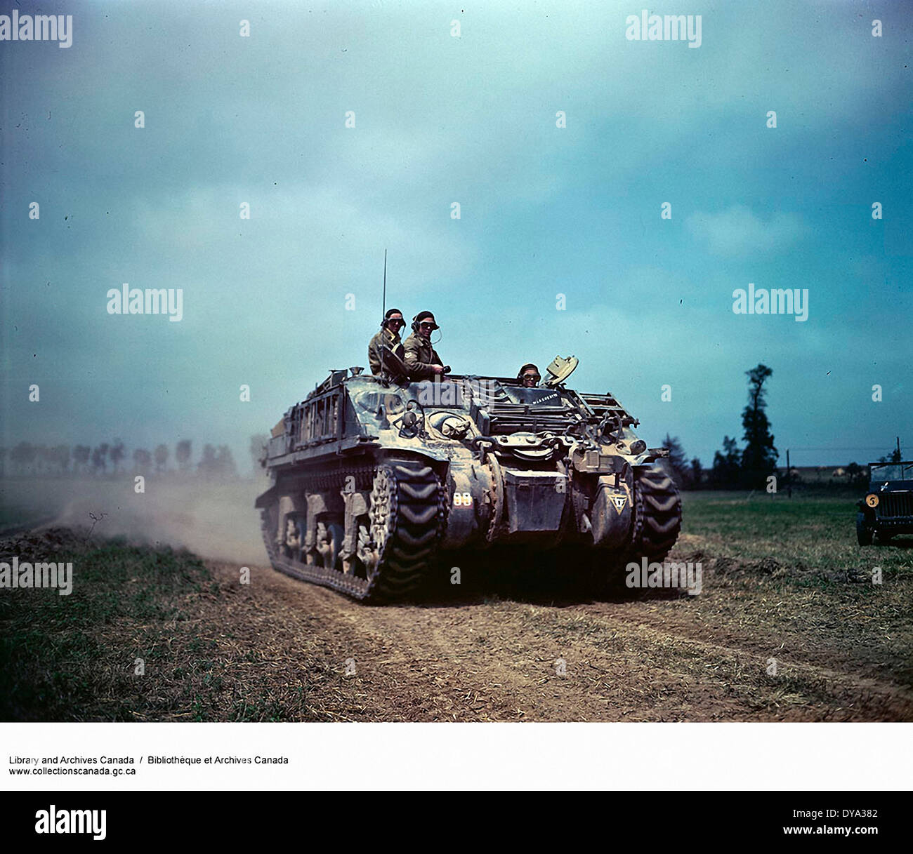 WW II, historische, Krieg, Weltkrieg, Zweiter Weltkrieg, tank, Sherman, Feld, Invasion, 1944, Frankreich, Europa, Stockfoto