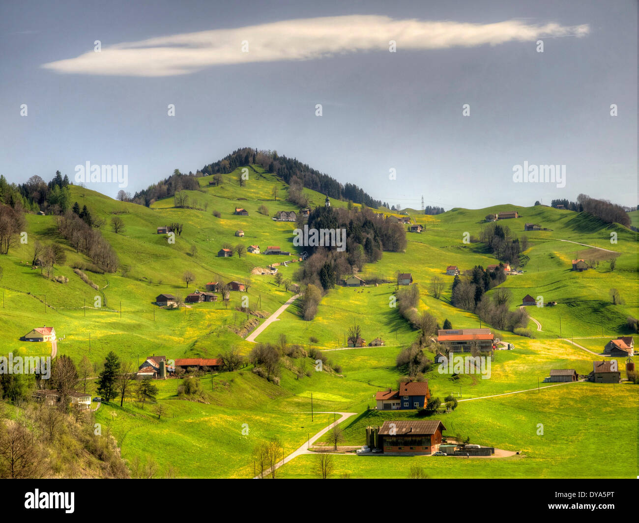 Schweiz, Europa, Appenzell, landwirtschaftliche Betriebe, Landwirtschaft, Dorf, Hügel, ländlich, Wolke Stockfoto