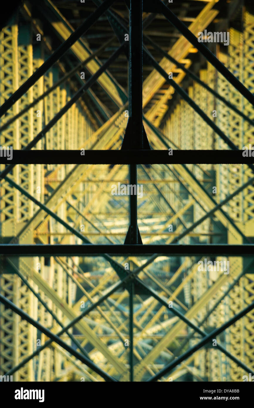 Bridge-Struktur-Architektur State Park Täuschung Pass Deception Pass Bridge unter Unterbauch Raster Träger Träger post p Stockfoto