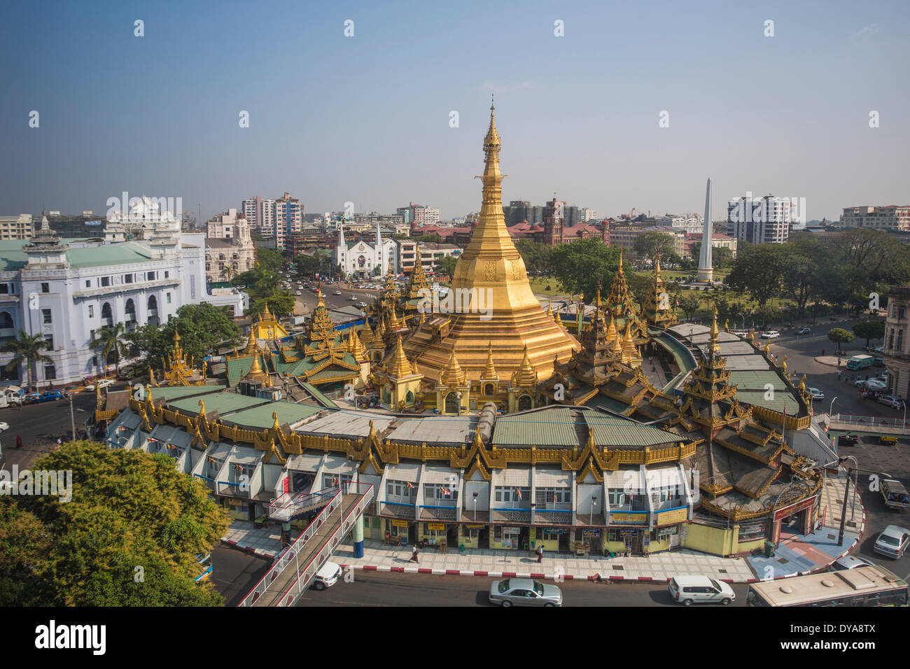 Myanmar Burma Asien Sule Yangon Rangun Architektur Stadt bunte Innenstadt Pagode goldene Quadrat Tourismus touristische Reisen Stockfoto