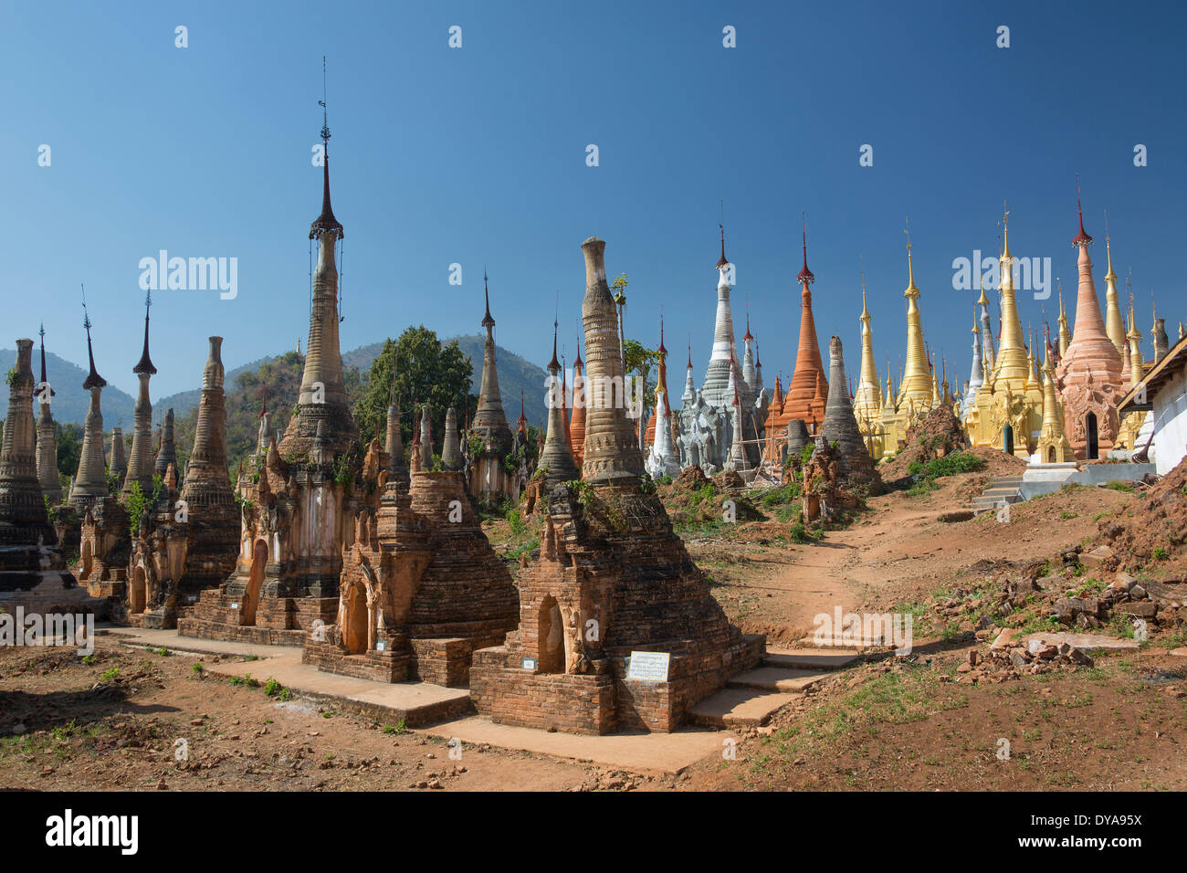 Indeinn Inle Myanmar Burma Asien Architektur bunten exotischen berühmte Geschichte viele natürliche alt viel entfernten Ruinen Skyline Stockfoto