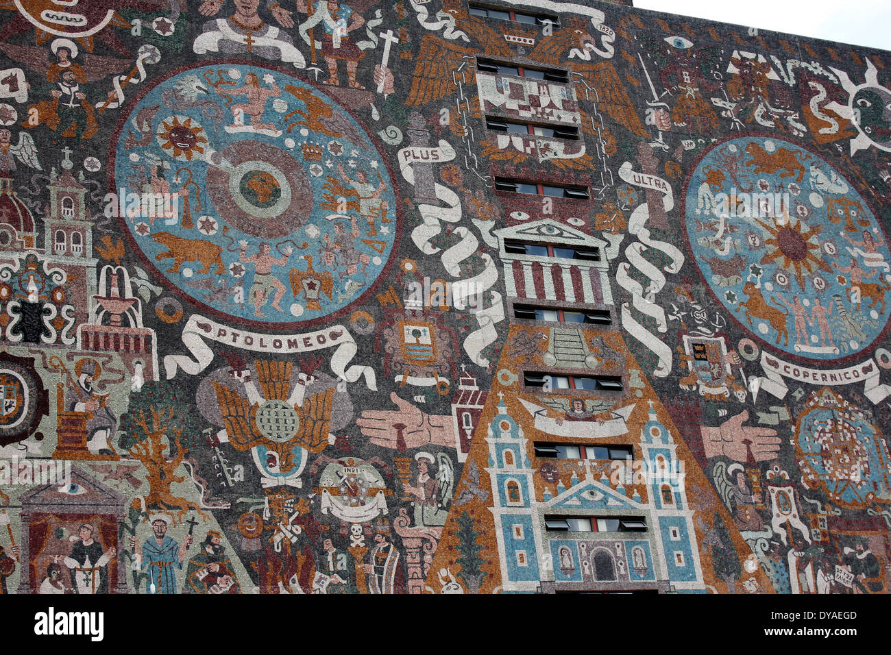 Wandbild auf der Rectoria an der UNAM, Gebäude, Mexiko-Stadt - UNESCO-Welterbe Stockfoto