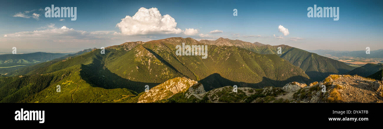 Landschaft, Blick vom Sivy Vrch in Richtung Rohace Stockfoto