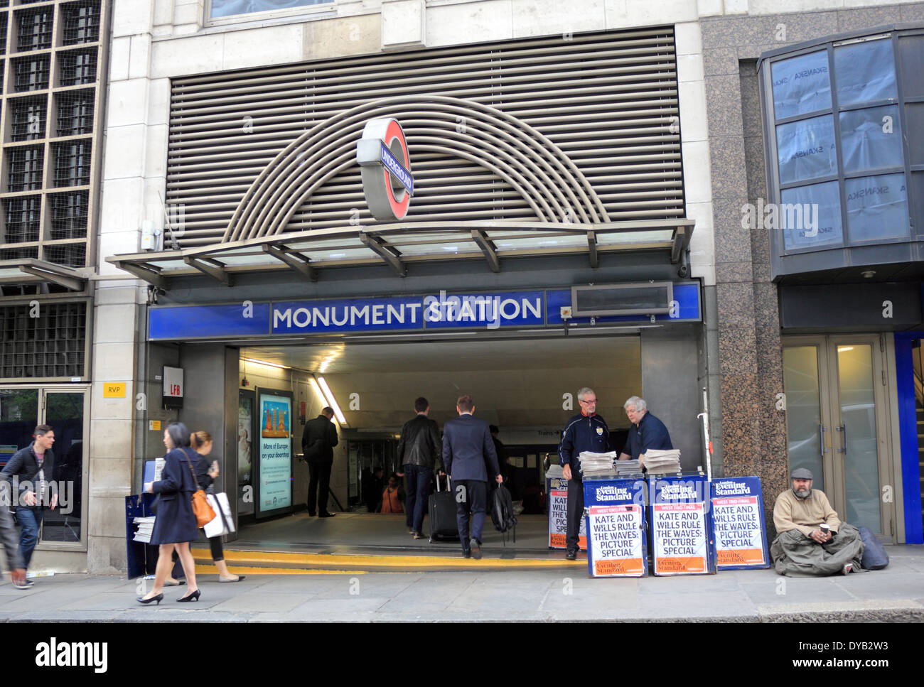 Denkmal-Station, City of London, England UK. Stockfoto