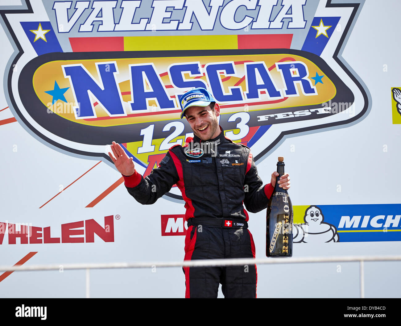 Valencia, Spanien. 12. April 2014. Yann Zimmer der Schweiz Gesten während der Elit 1 Nascar Whelen Euroserie am Circuit De La Comunitat Valenciana, Cheste, Valencia Credit: Action Plus Sport/Alamy Live News Stockfoto