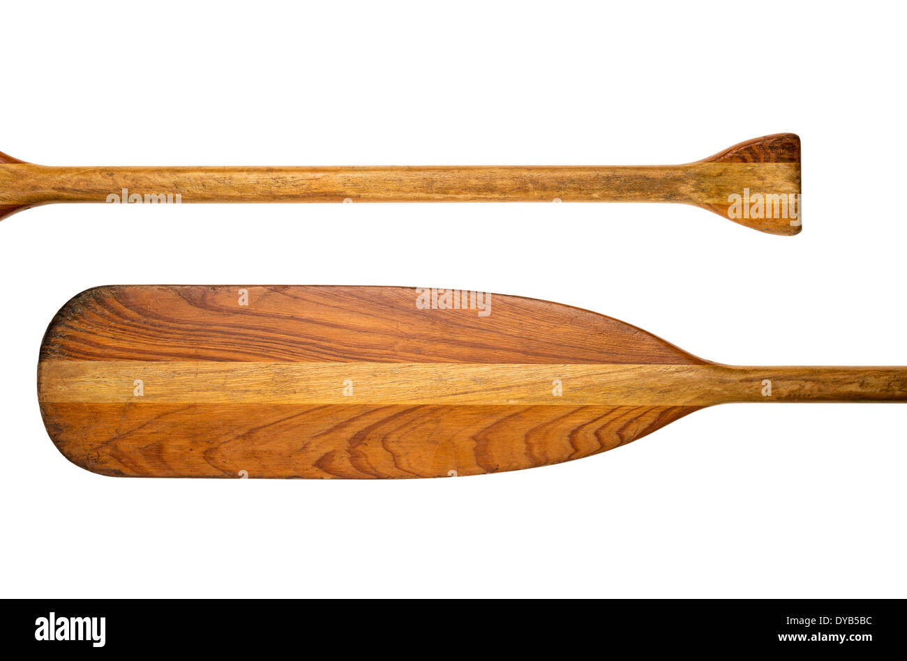 Kanu paddeln abstrakt - Klinge, Schaft und Griff von einem alten hölzernen Paddel isoliert auf weiss Stockfoto