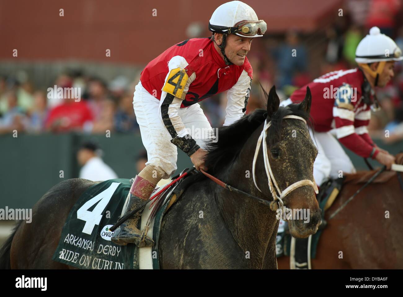 Hot Springs, AR, USA. 12. April 2014. 12. April 2014: #4 fahren auf Curlin mit Jockey Jon Gericht an Bord nach dem Ausführen des Arkansas Derby in Oaklawn Park in Hot Springs, AR. Justin Manning/ESW/CSM/Alamy Live News Stockfoto