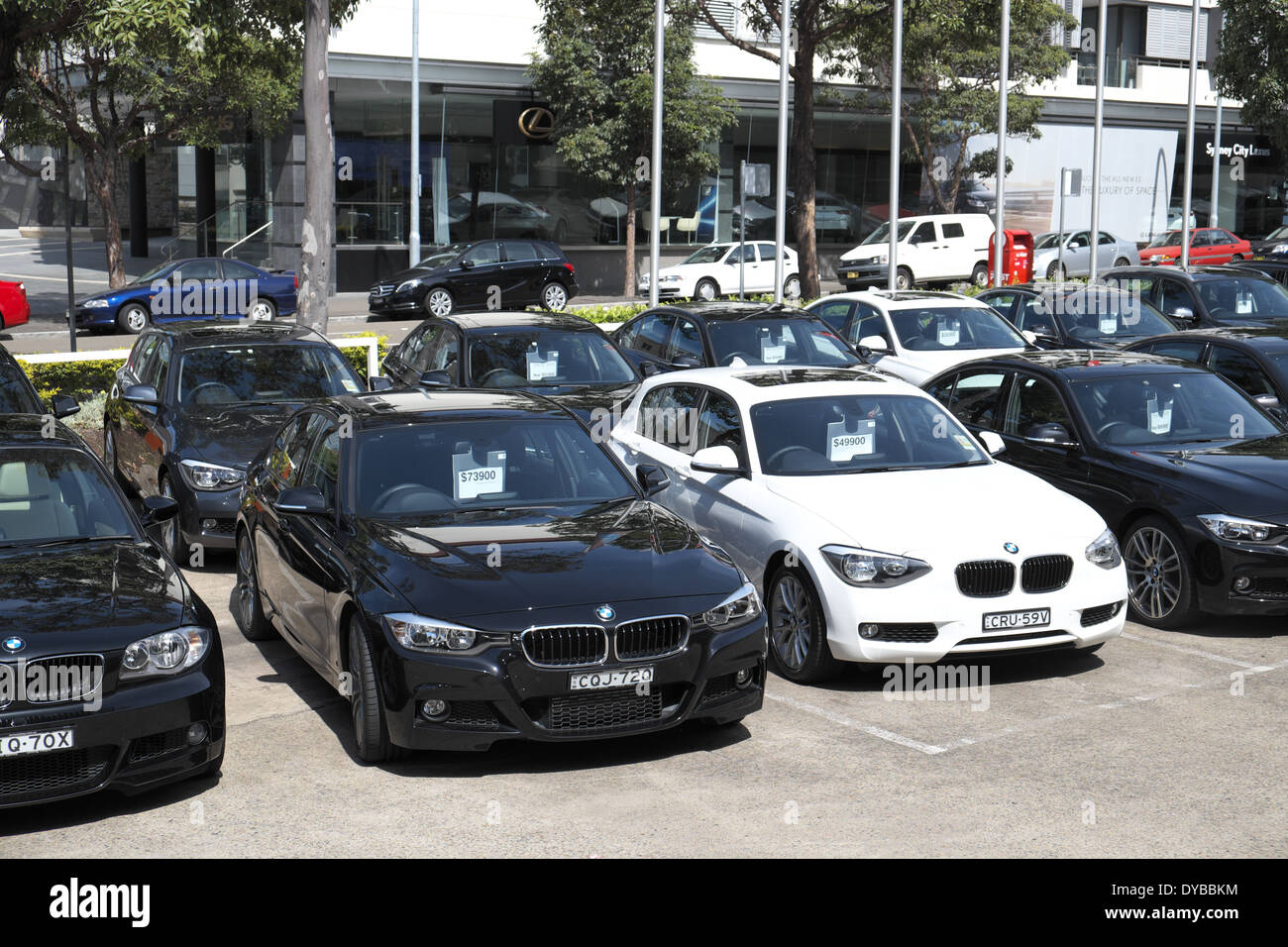 BMW-Fahrzeuge zum Verkauf an einen Händler von Sydney in Australien Stockfoto