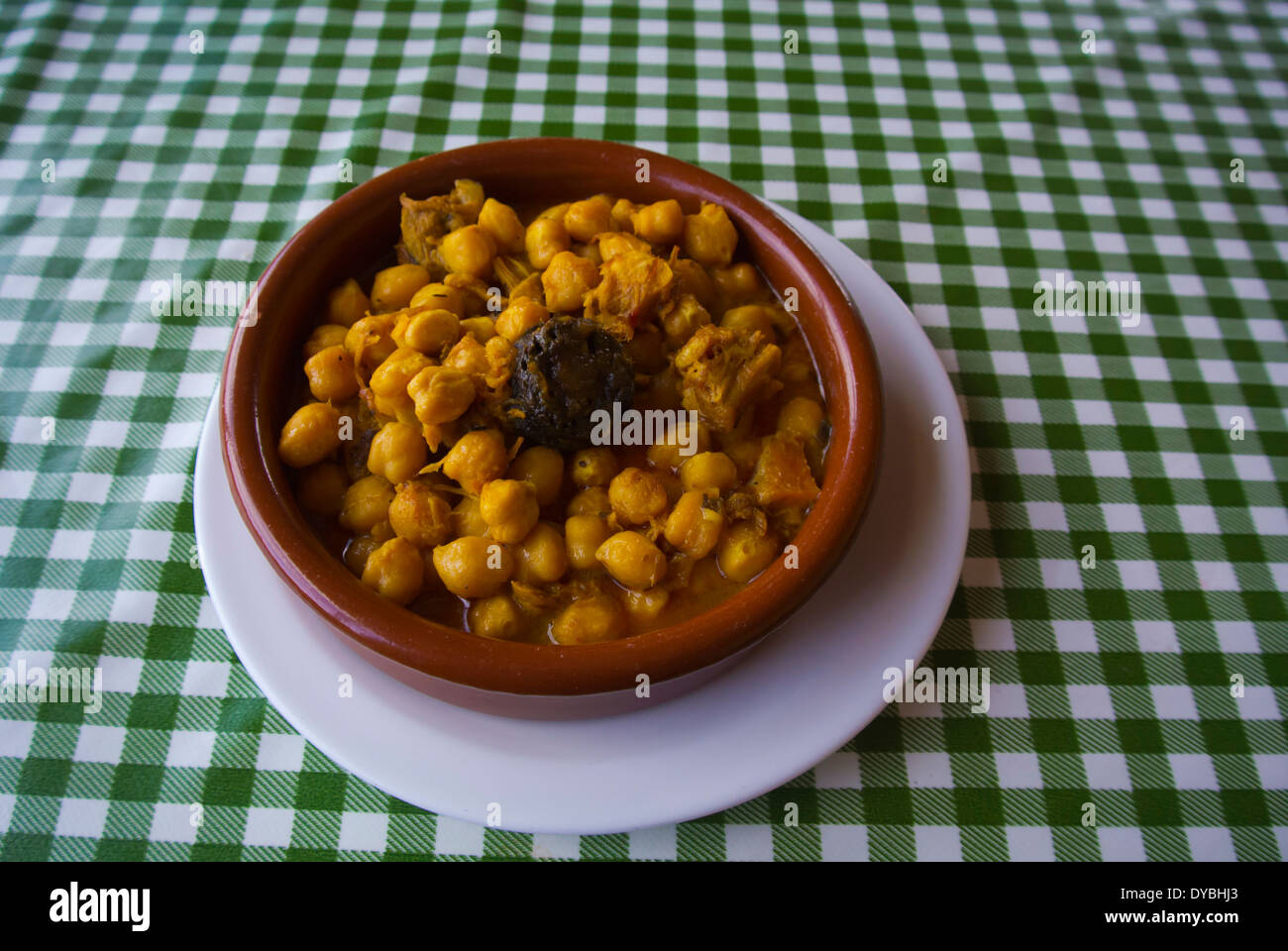 Ropa Vieja, ein lokales Gericht, Yaiza, Lanzarote, Kanarische Inseln, Spanien, Europa Stockfoto
