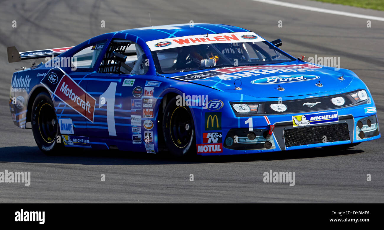 Valencia, Spanien. 13. April 2014. Borja Garcia von Spanien in Actionduring Nascar Whelen Euroserie Elit 1 Rennen am Circuit De La Comunitat Valenciana, Cheste, Valencia Credit: Action Plus Sport/Alamy Live News Stockfoto