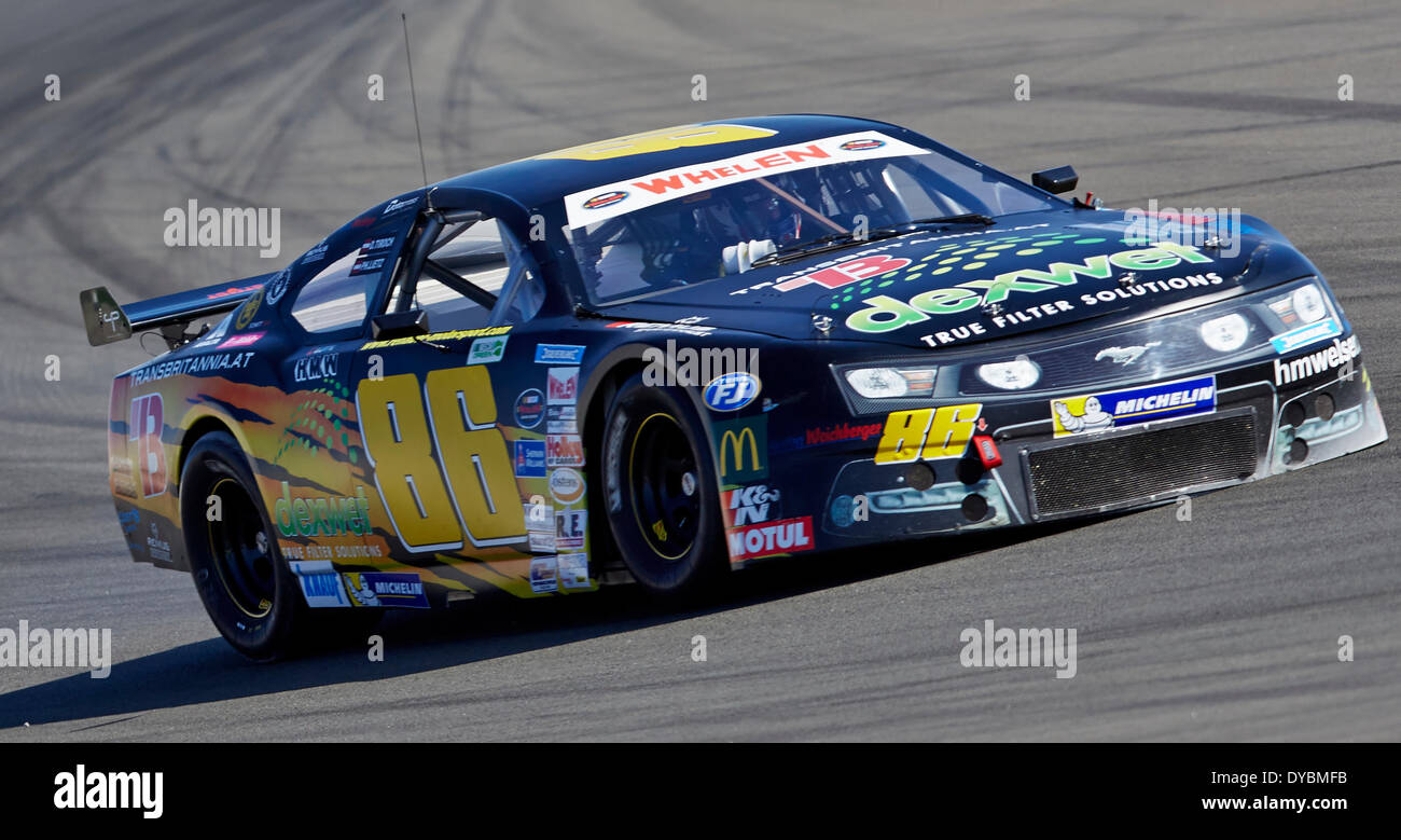 Valencia, Spanien. 13. April 2014. Dominic Tiroch Österreichs in Aktion während der Nascar Whelen Euroserie Elit 1 Rennen am Circuit De La Comunitat Valenciana, Cheste, Valencia Credit: Action Plus Sport/Alamy Live News Stockfoto