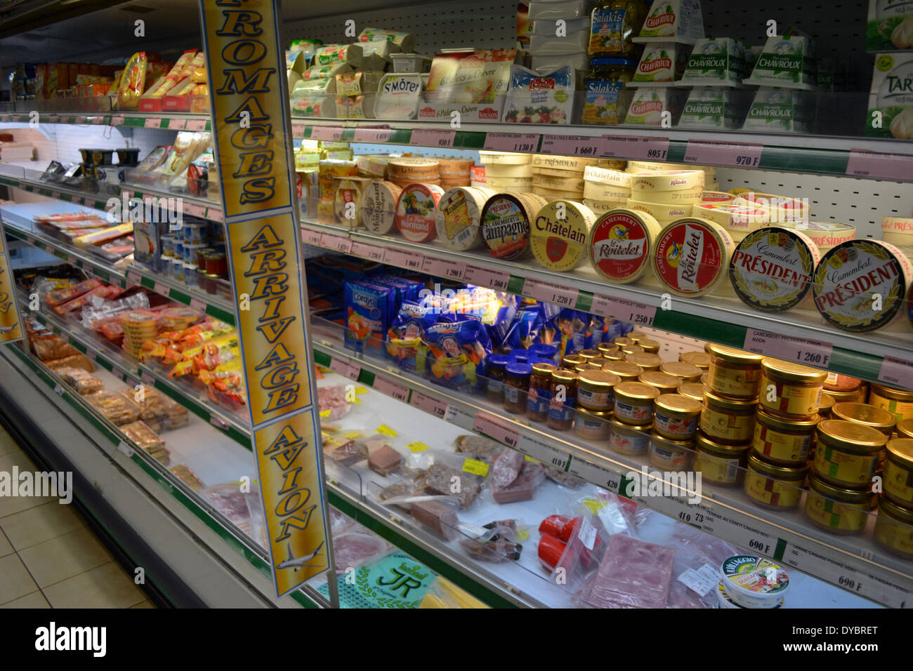 Importierten französischen Käse im Supermarkt in Matautu, Spuren des französischen Einflusses in Wallis Island, Wallis und Futuna Stockfoto
