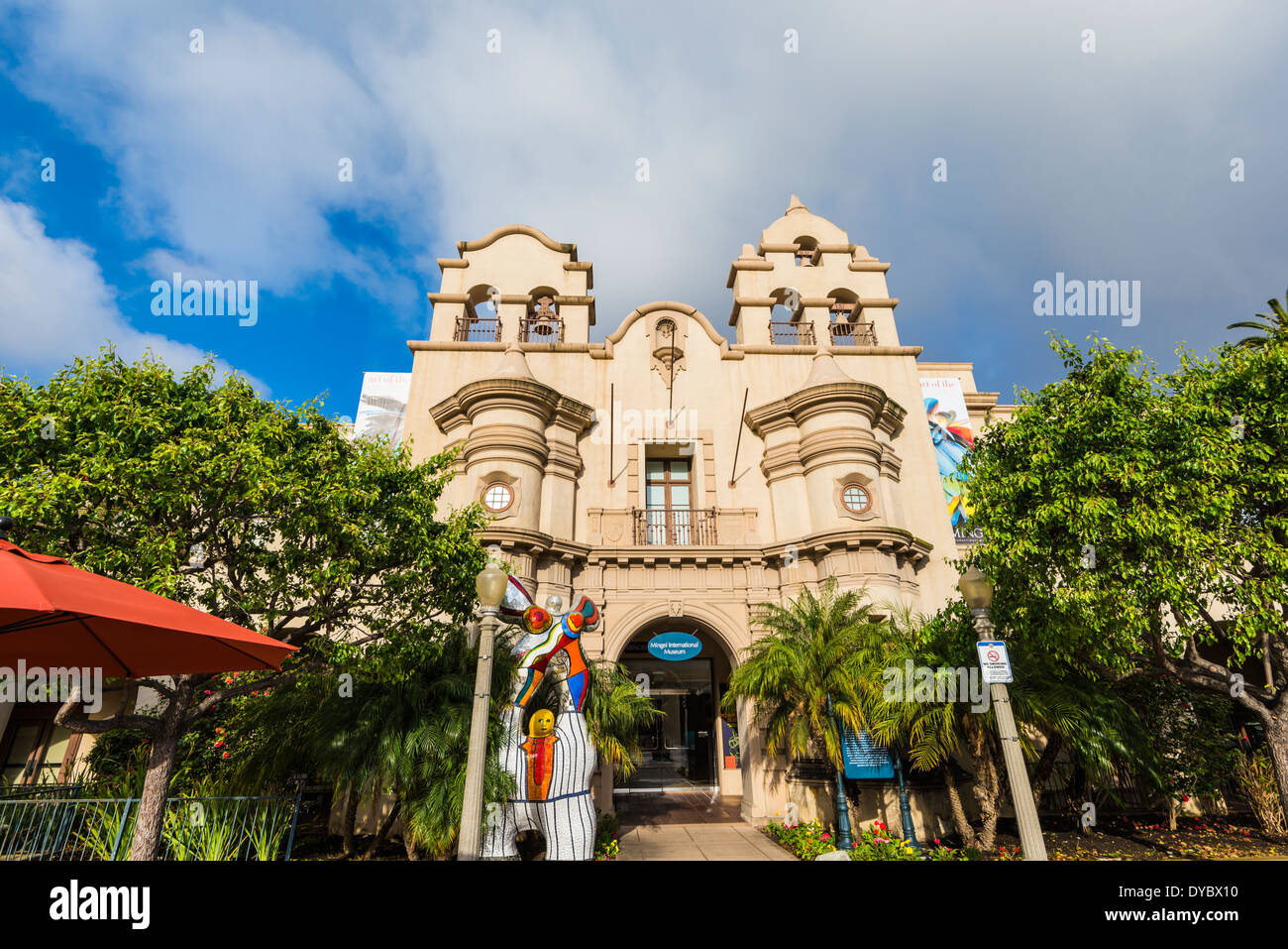 Haus mit Charme-Gebäude. Mingei International Museum im Inneren.   Balboa Park, San Diego, Kalifornien, Vereinigte Staaten von Amerika. Stockfoto