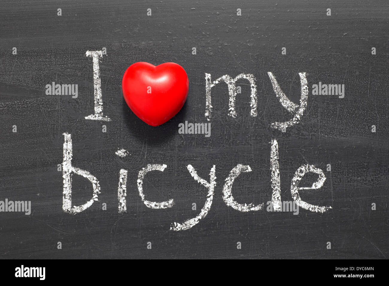 Ich liebe mein Fahrrad Ausdruck handschriftlich auf der Schultafel Stockfoto
