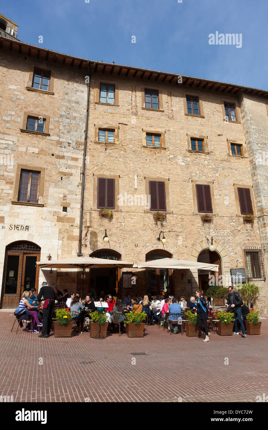 Platz von San Gimignano, Provinz Siena, Toskana, Italien Stockfoto